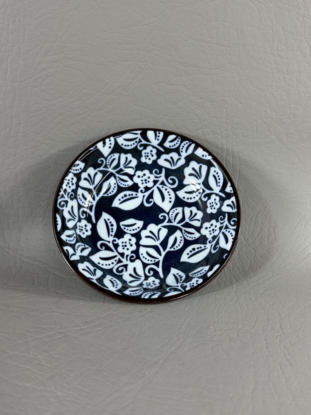 Set of 6 Japanese Ceramic Dipping Sauce Dishes Assorted Blue White Small Bowls - Picture 10 of 10